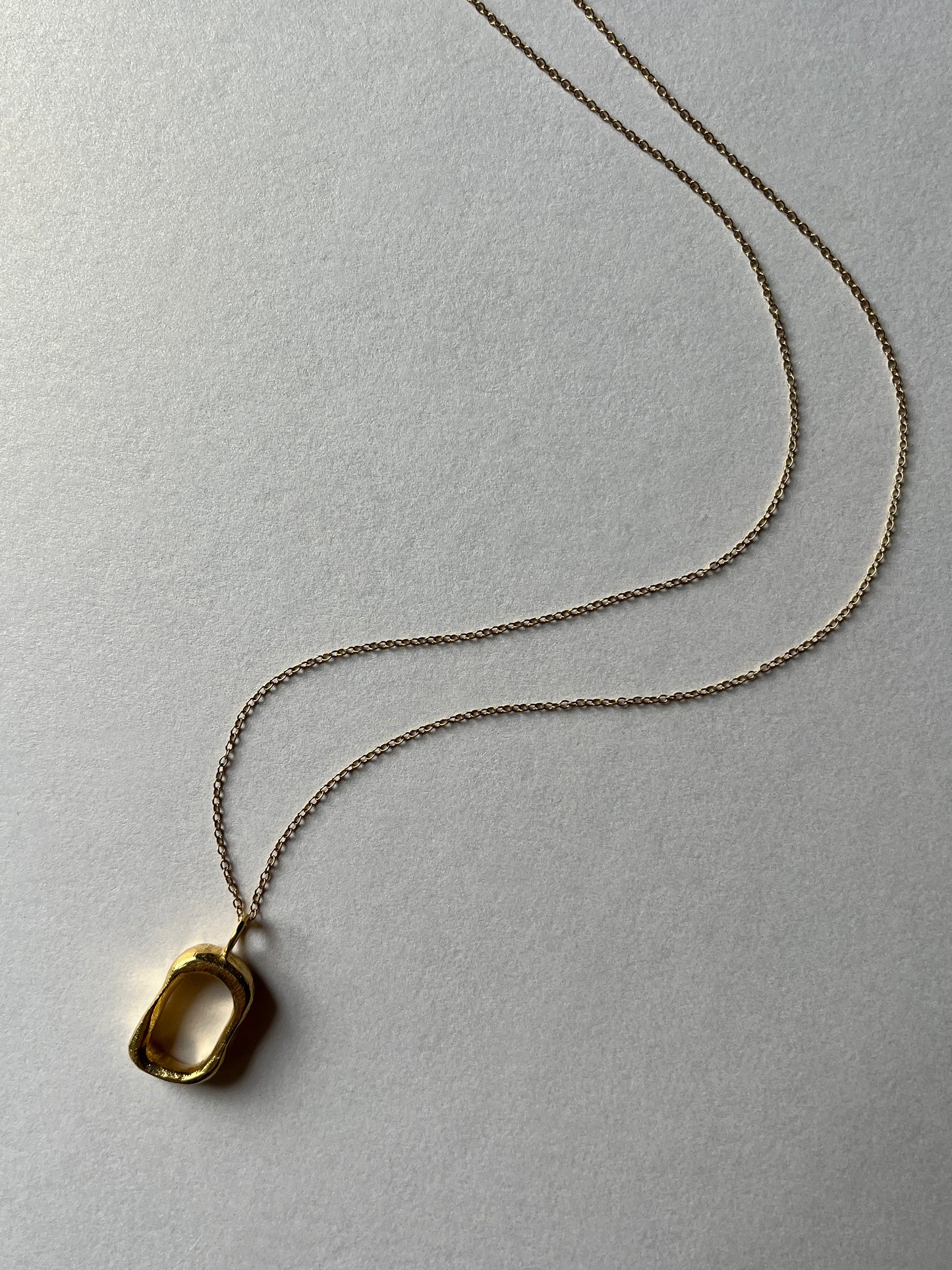 Colgante Ovale G gold
