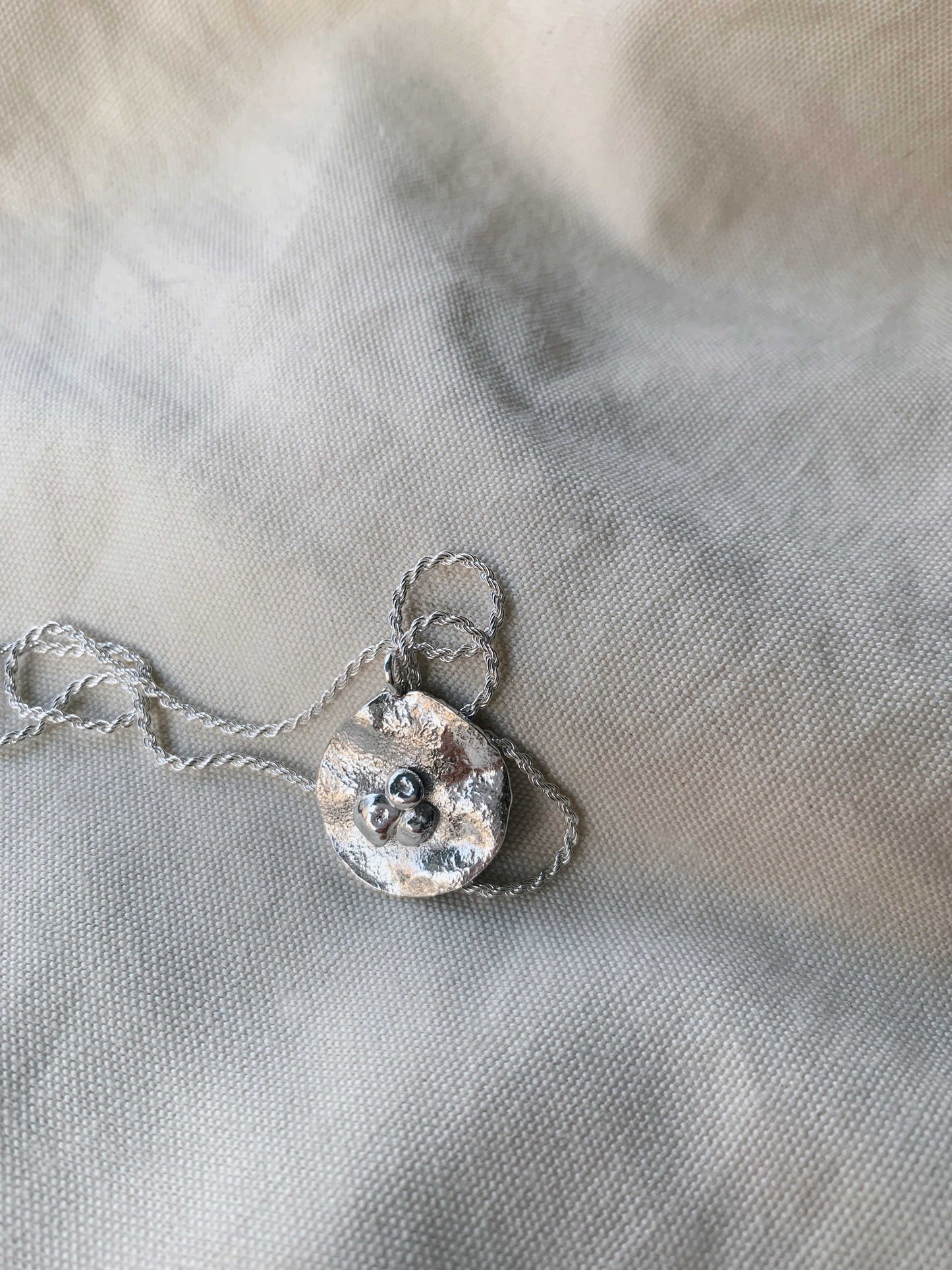 Colgante Mineral Brotado